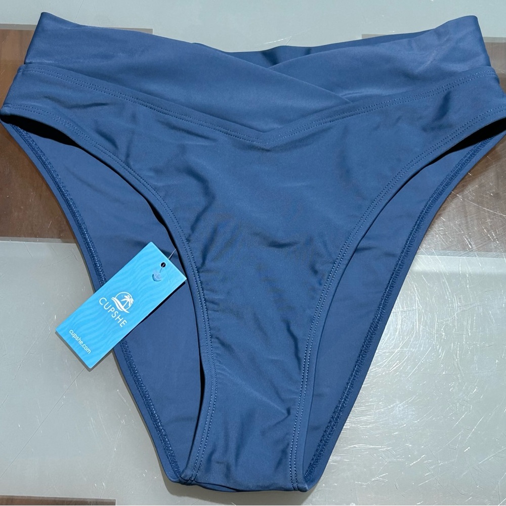 Cupshe bikini bottom solid blue; S NWT